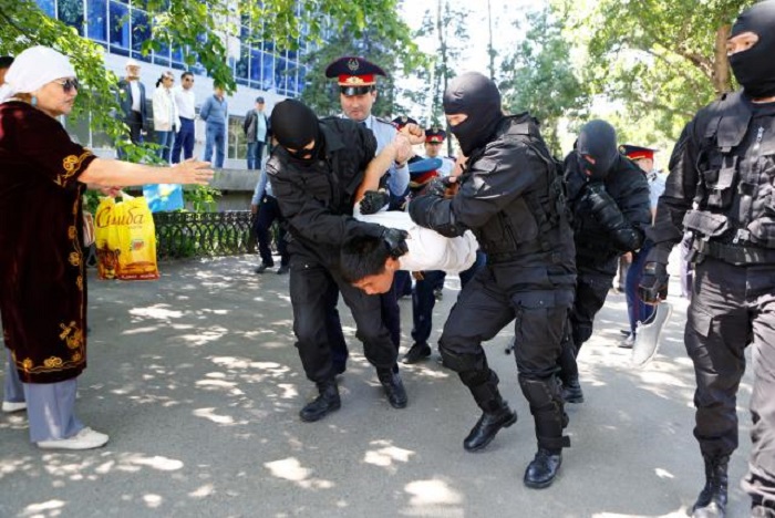 Kazakh government warns of crackdown on eve of planned protest rallies